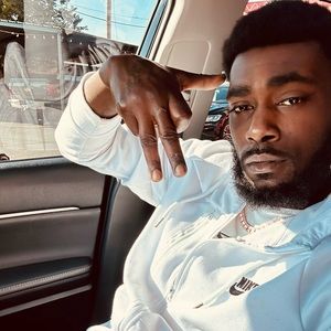 Meet your Posher, Delmario